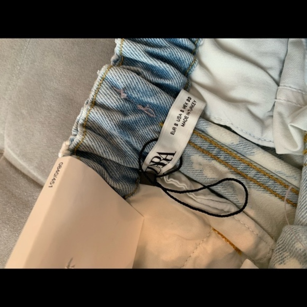 Zara Bleached Blue and Cream Jean Shorts - Picture 4 of 16